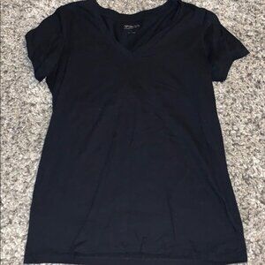 Arizona Jean co. Black v neck